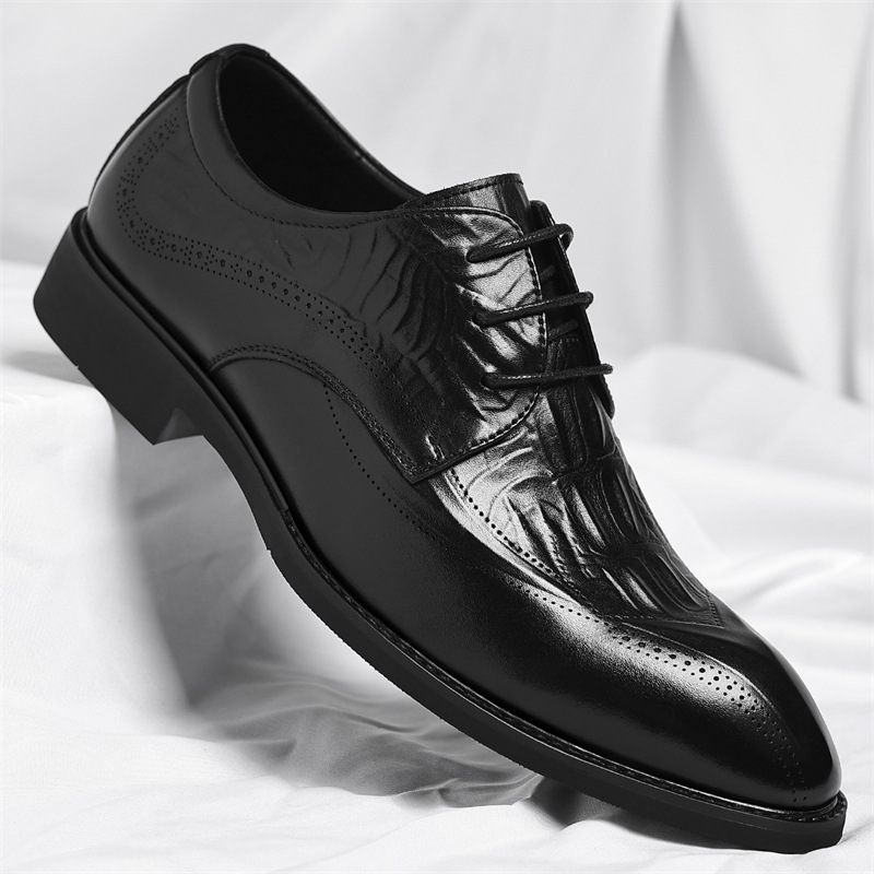 Men's Embossed Wingtip Lace-Up Dress Shoes in Black – three-quarter product view | Hensley London