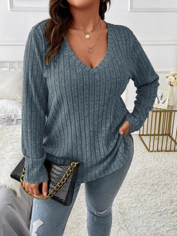 Women's Ribbed V-Neck Long-Sleeve Pullover Top in Grayish Blue – Product view | Hensley London