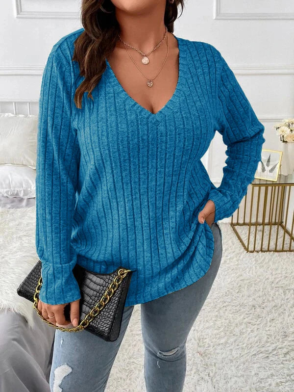 Women's Ribbed V-Neck Long-Sleeve Pullover Top in Royal Blue – Product view | Hensley London