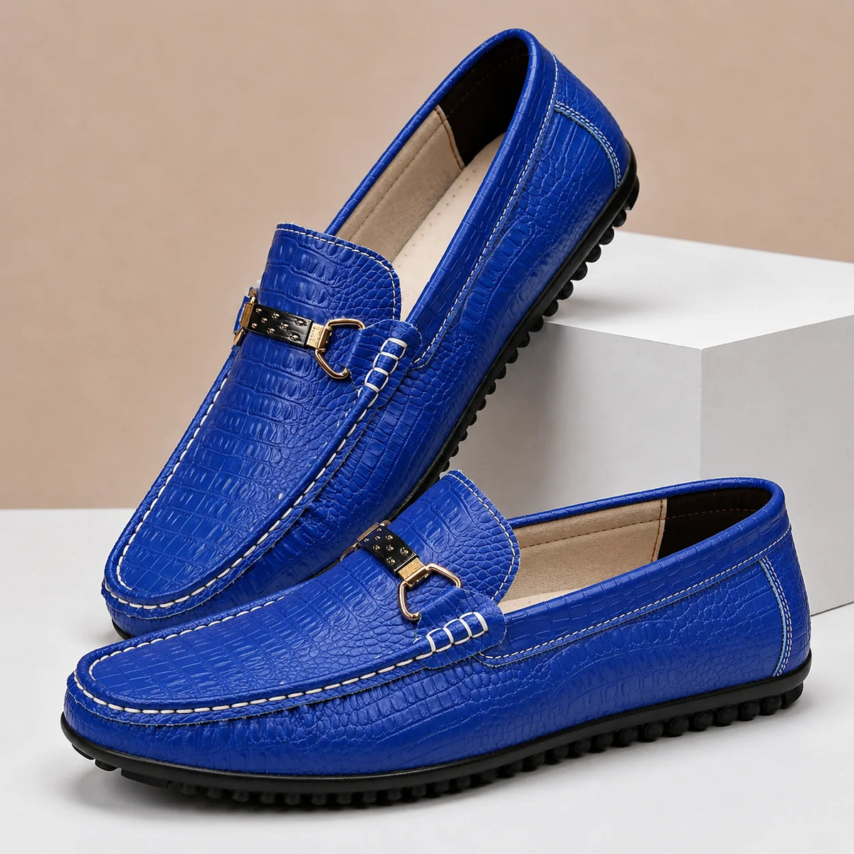 Men's Textured Bit-Detail Driving Loafers in Blue – Product view | Hensley London