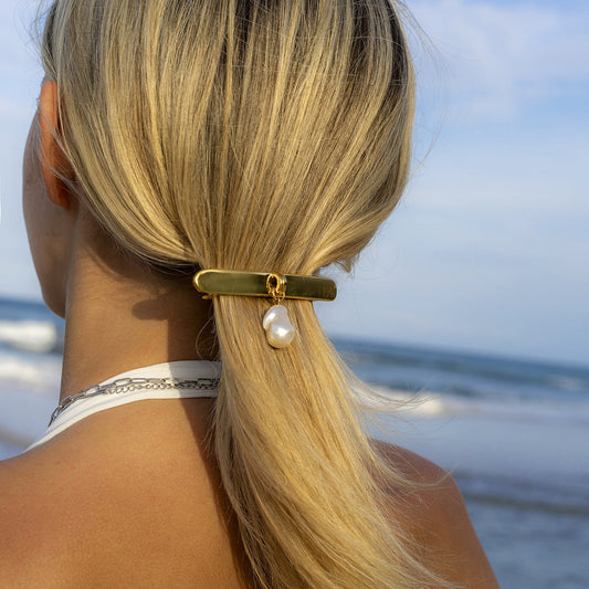 Mirajane Pearl Hair Clip – 18k Gold-Plated Stainless Steel with Freshwater Pearl 1