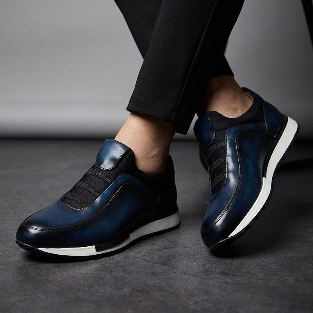 Men's Smooth Cowhide Leather Low-Top Sneakers – close-up view | Hensley London