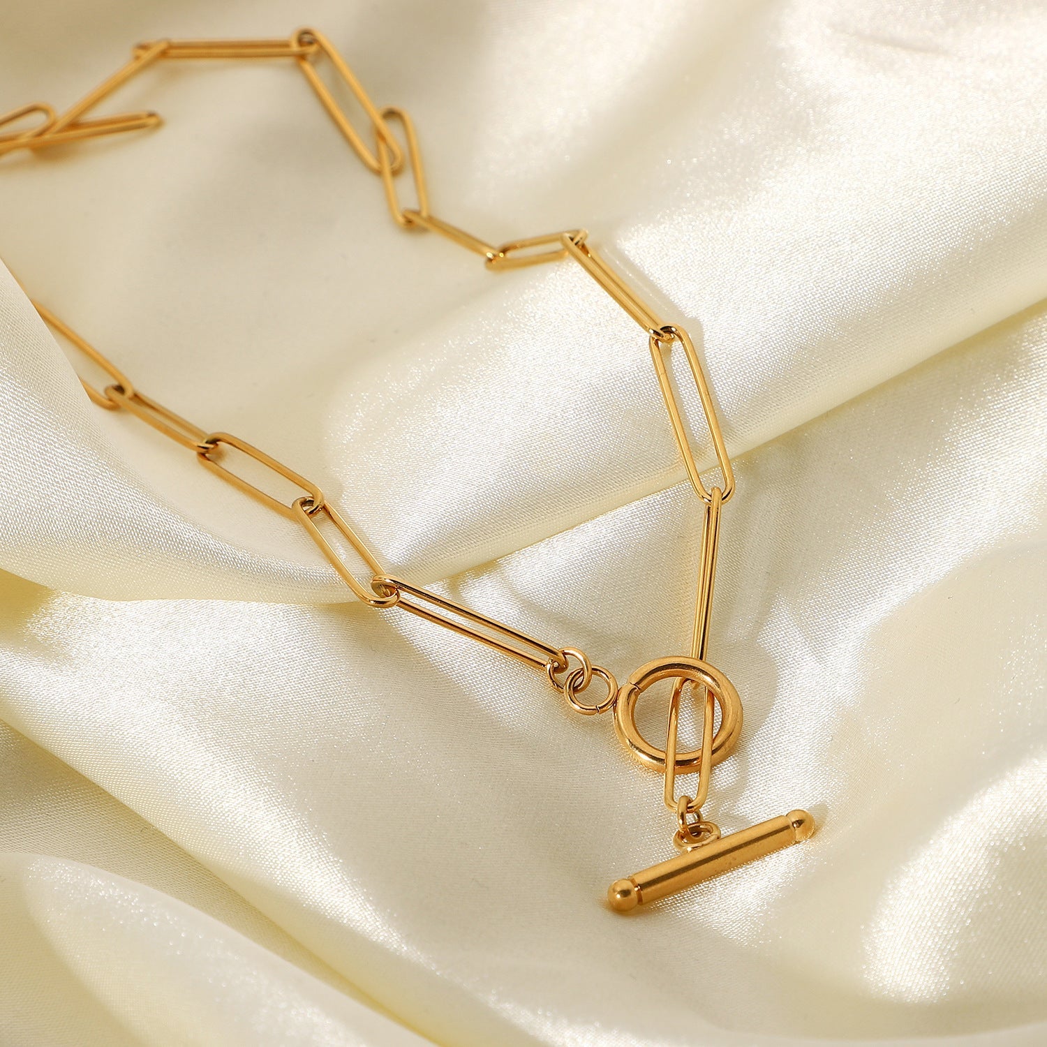 Modern 18k Gold Paper-Clip Necklace for Women - Hypoallergenic and Waterproof Interlocking Design, 17 Inches 3