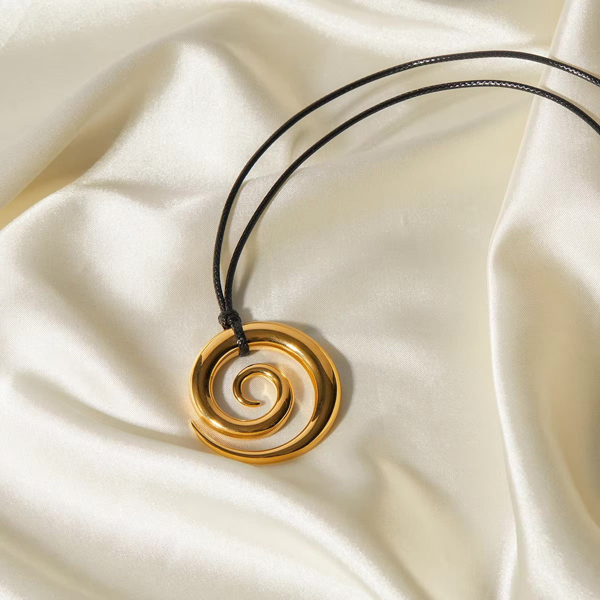 Modern Gold Spiral Pendant Necklace – Hypoallergenic Stainless Steel, 23 Inches, Lightweight and Durable 3