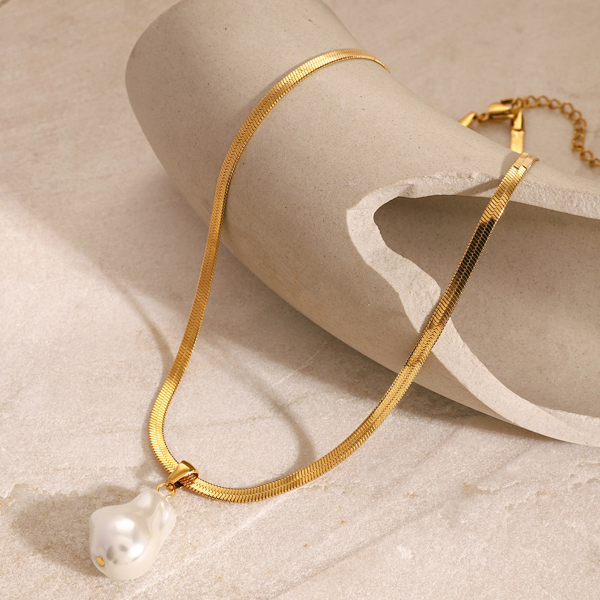 Modern Herringbone Pearl Necklace with 18k Gold Plating – Waterproof and Hypoallergenic 5