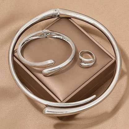 Modern Wrap Choker Necklace, Bracelet, and Ring Set in Gold and Silver – Elegant Jewelry Collection 8