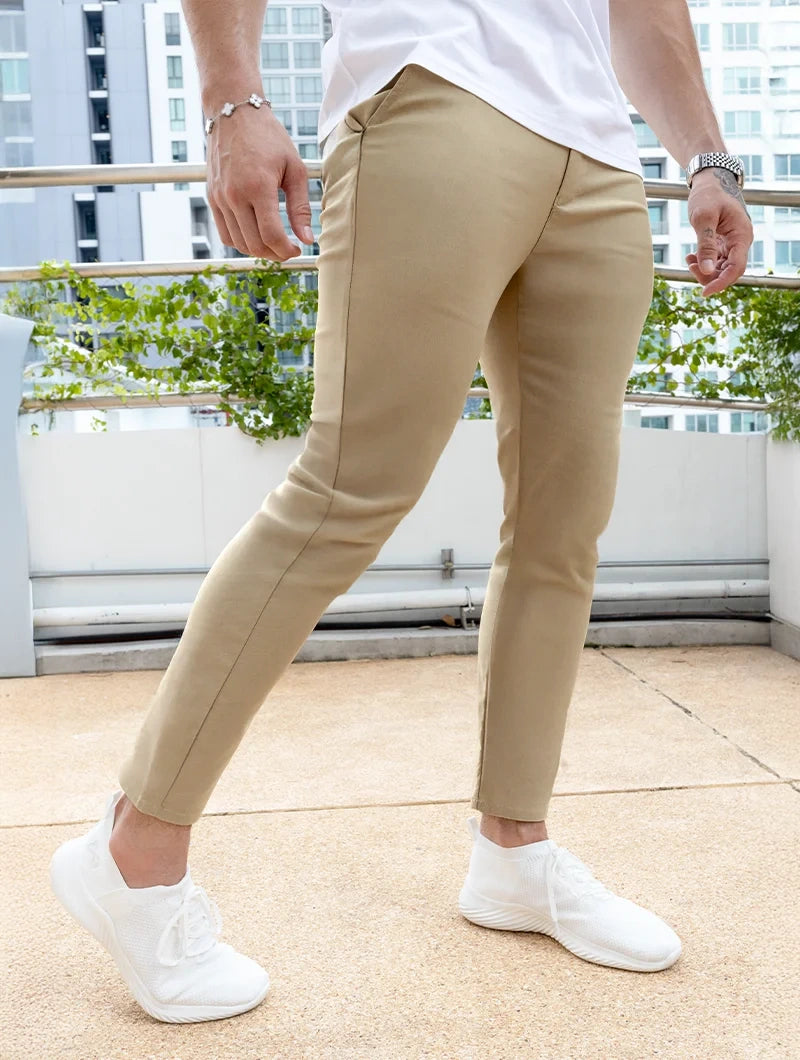 Men's Stretch Slim-Fit Pants in Khaki – close-up view | Hensley London