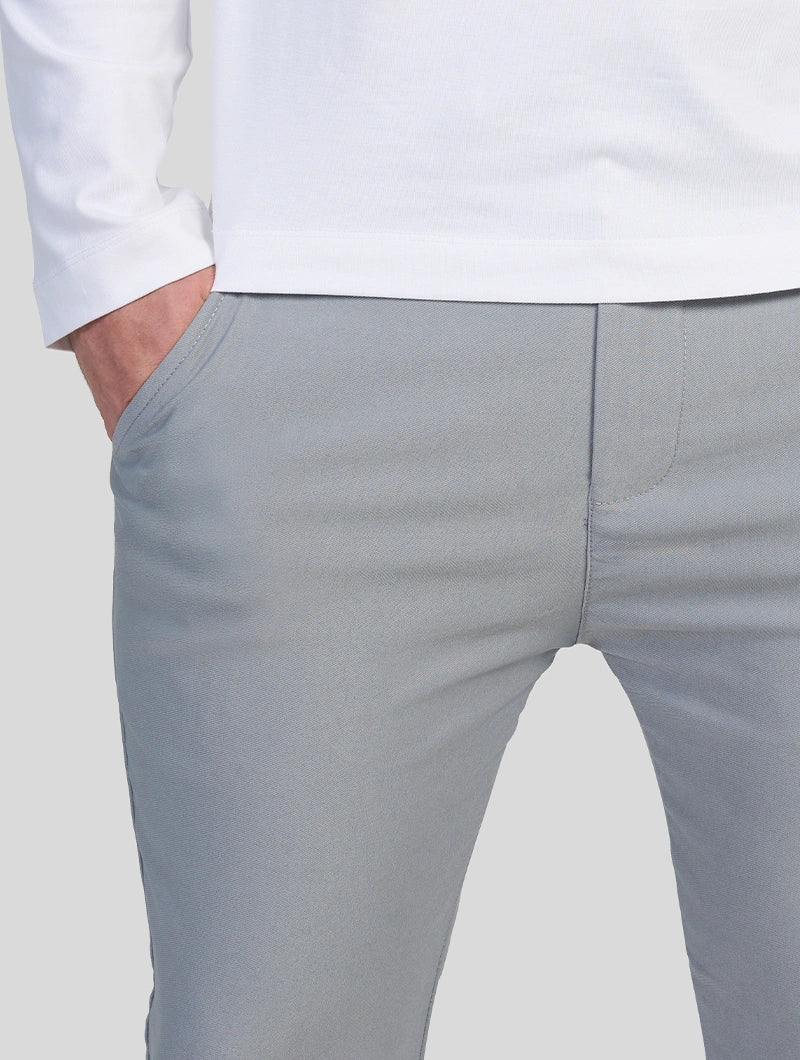 Men's 4-Way Stretch Slim Fit Pants in Light Grey – detail view | Hensley London