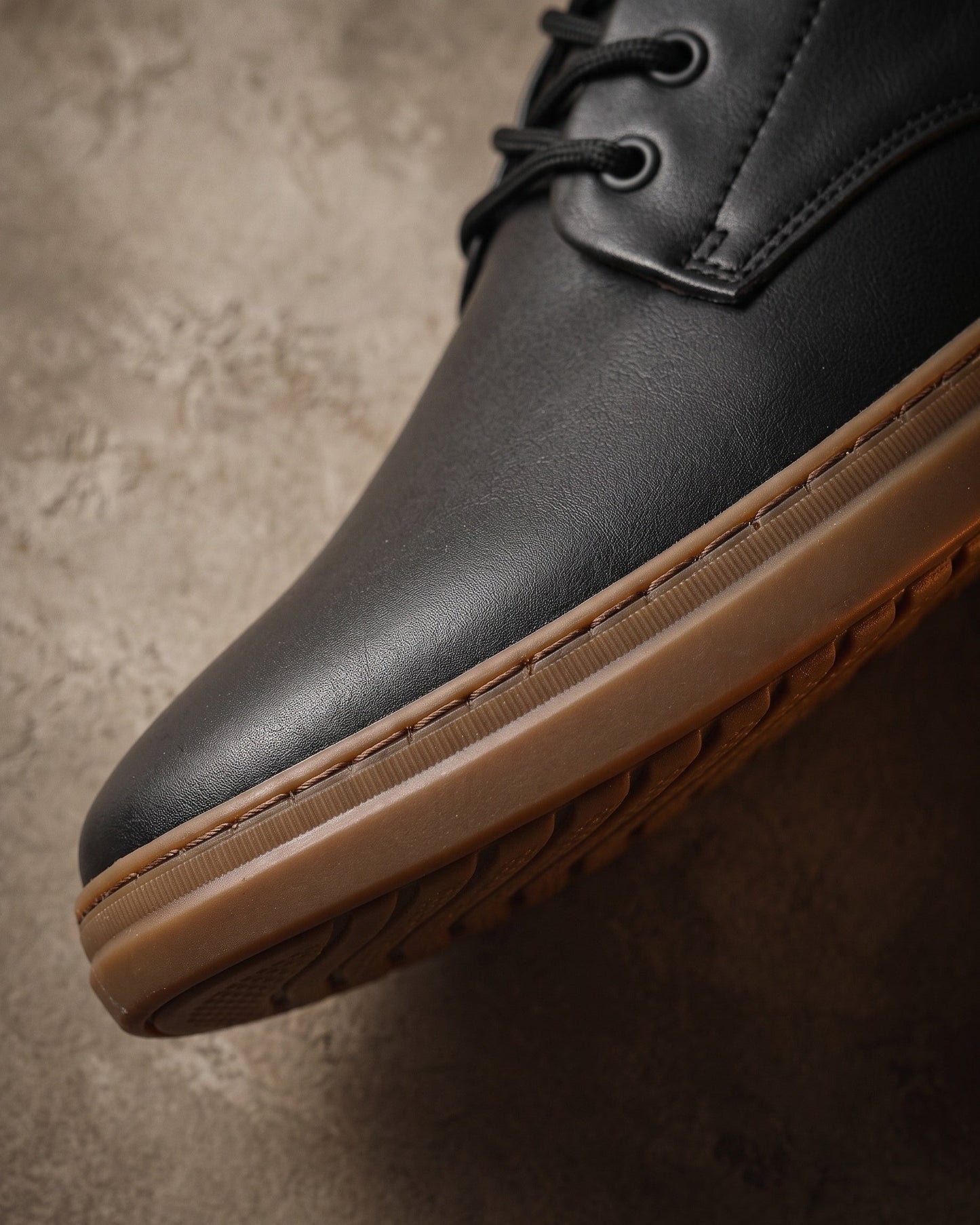 Men's Cowhide Leather Derby Shoes in Black – top view | Hensley London