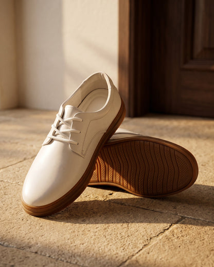Men's Cowhide Leather Derby Shoes in Black – on-foot view | Hensley London