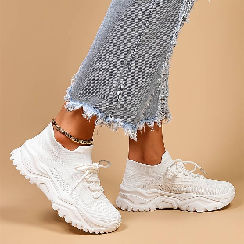 Orthopedic Shoes for Women with Extra Foot Support and Stylish Design 2