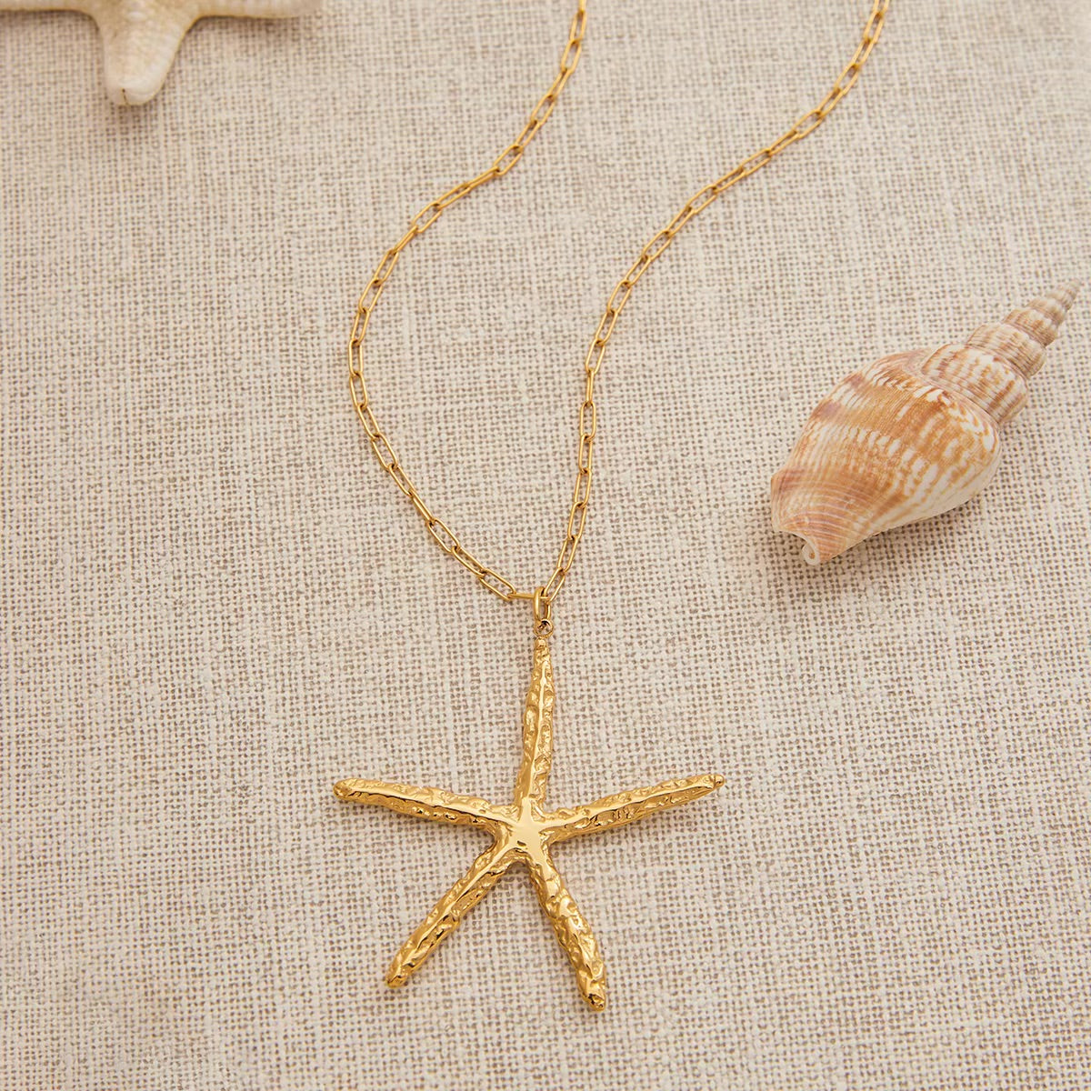Oversized Starfish Necklace in 18k Gold-Plated Stainless Steel – Waterproof, Hypoallergenic, 30-Inch Adjustable Length 3