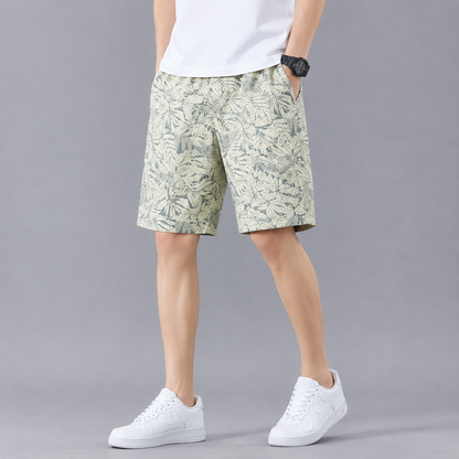 Men's Lightweight Tropical Print Shorts – detail view | Hensley London
