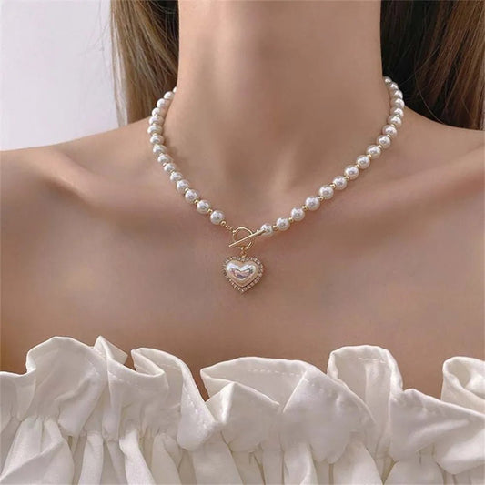 Pearl Heart Clasp Choker Necklace for Women – Elegant Faux Pearl Jewelry with Rhinestone Accents