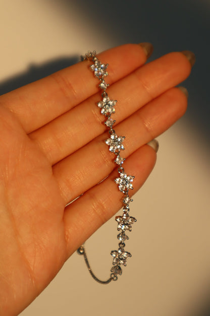 Unisex Flower Bracelet Platinum Plated Zirconia Diamonds - 2