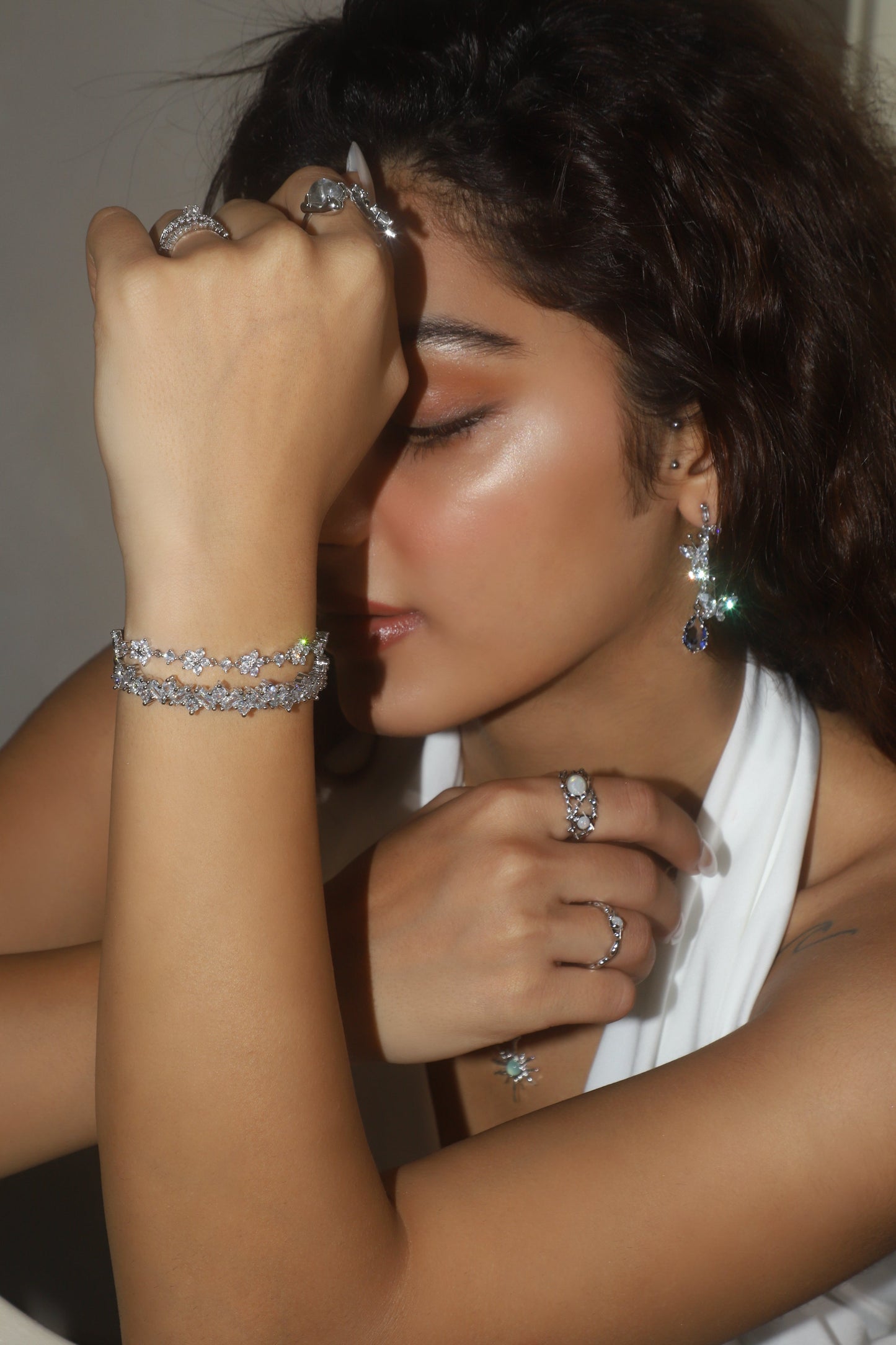 Unisex Flower Bracelet Platinum Plated Zirconia Diamonds - 7