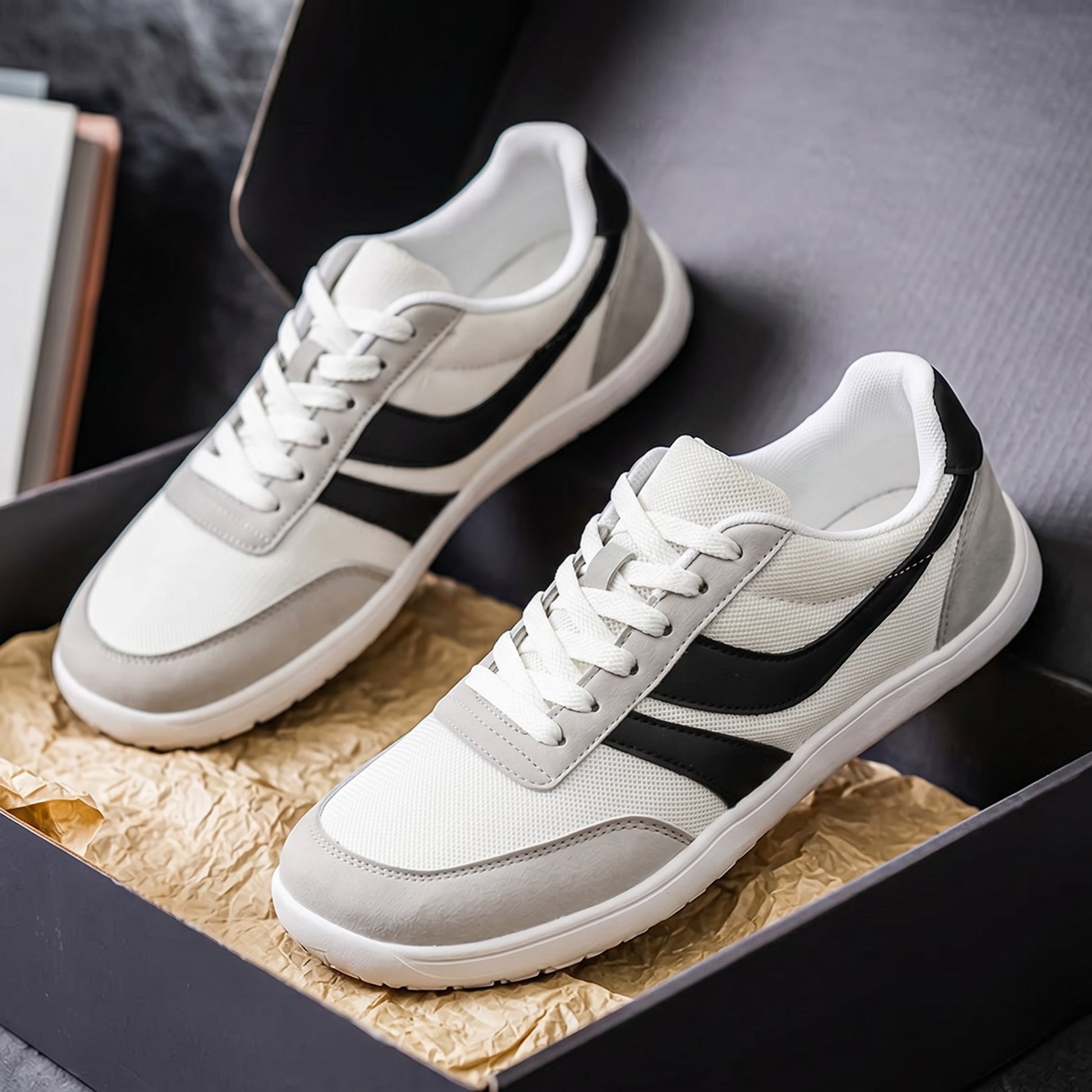 Men's Mesh Color-Block Running Sneakers – product view | Hensley London