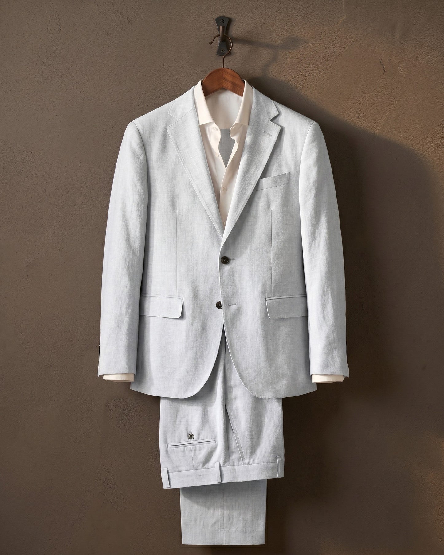 Men's Linen-Blend Two-Piece Suit in White – front view | Hensley London
