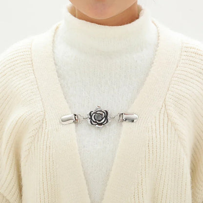 Retro Flower Pattern Cardigan Clip 0