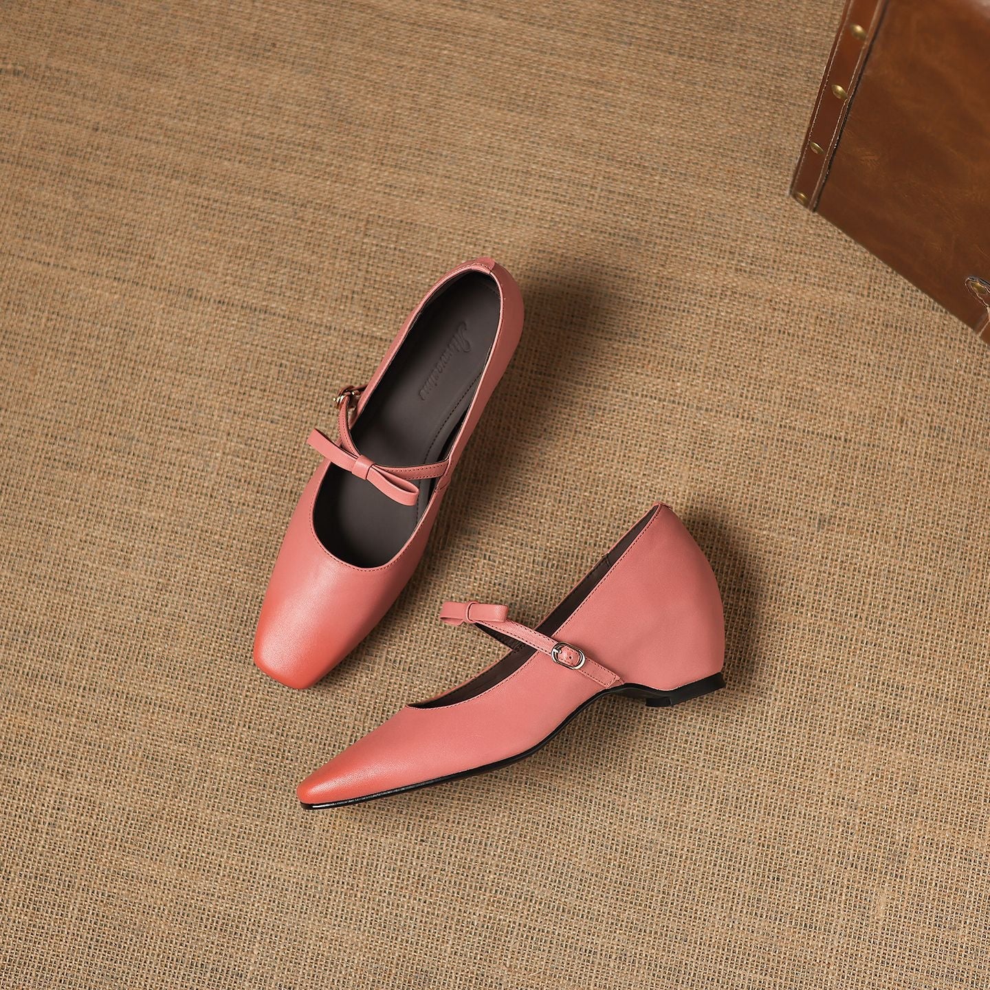 Women's Genuine Leather Mary Jane Pumps in Green – front view | Hensley London