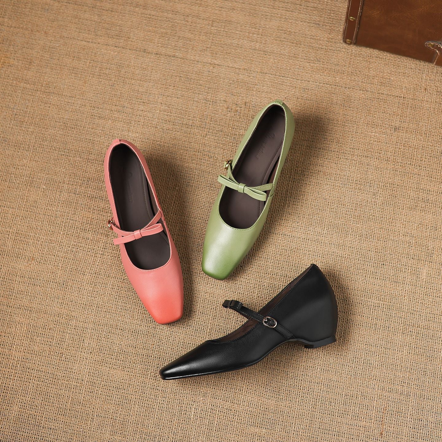 Women's Genuine Leather Mary Jane Pumps in Black – front view | Hensley London