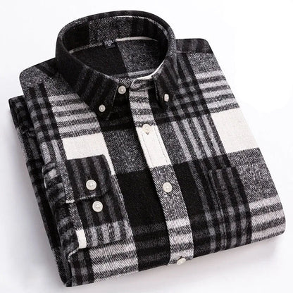 Men's Cotton Flannel Button-Up Shirt in Black – front view | Hensley London