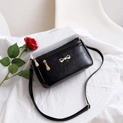 Variant image for Women's Crossbody Bag Black One Size PU Leather Alligator Pattern-2