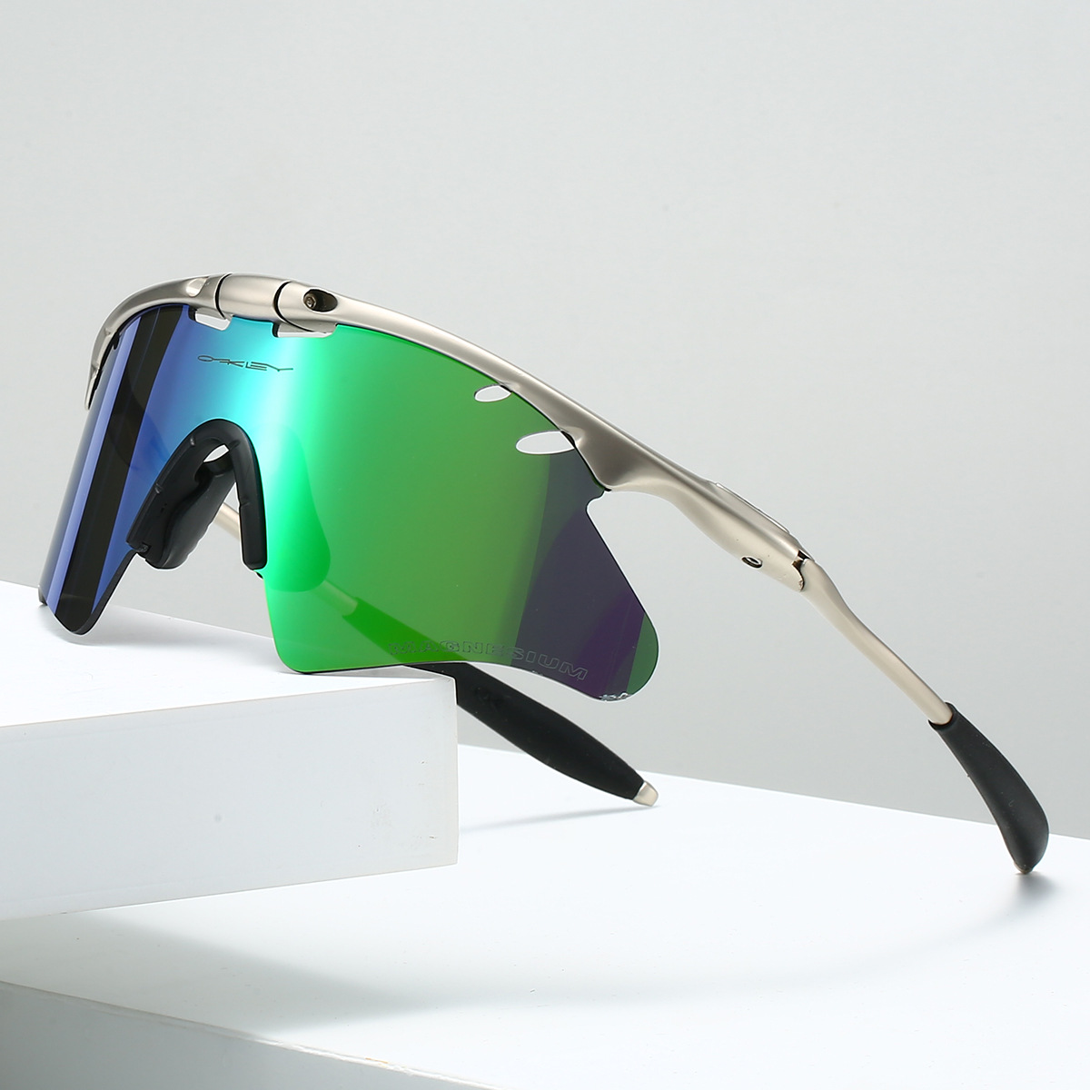 Women's Polarized Rimless Sunglasses in Emerald – front view | Hensley London