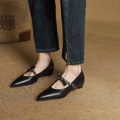 Women's Leather Pointed-Toe Flats – product view | Hensley London