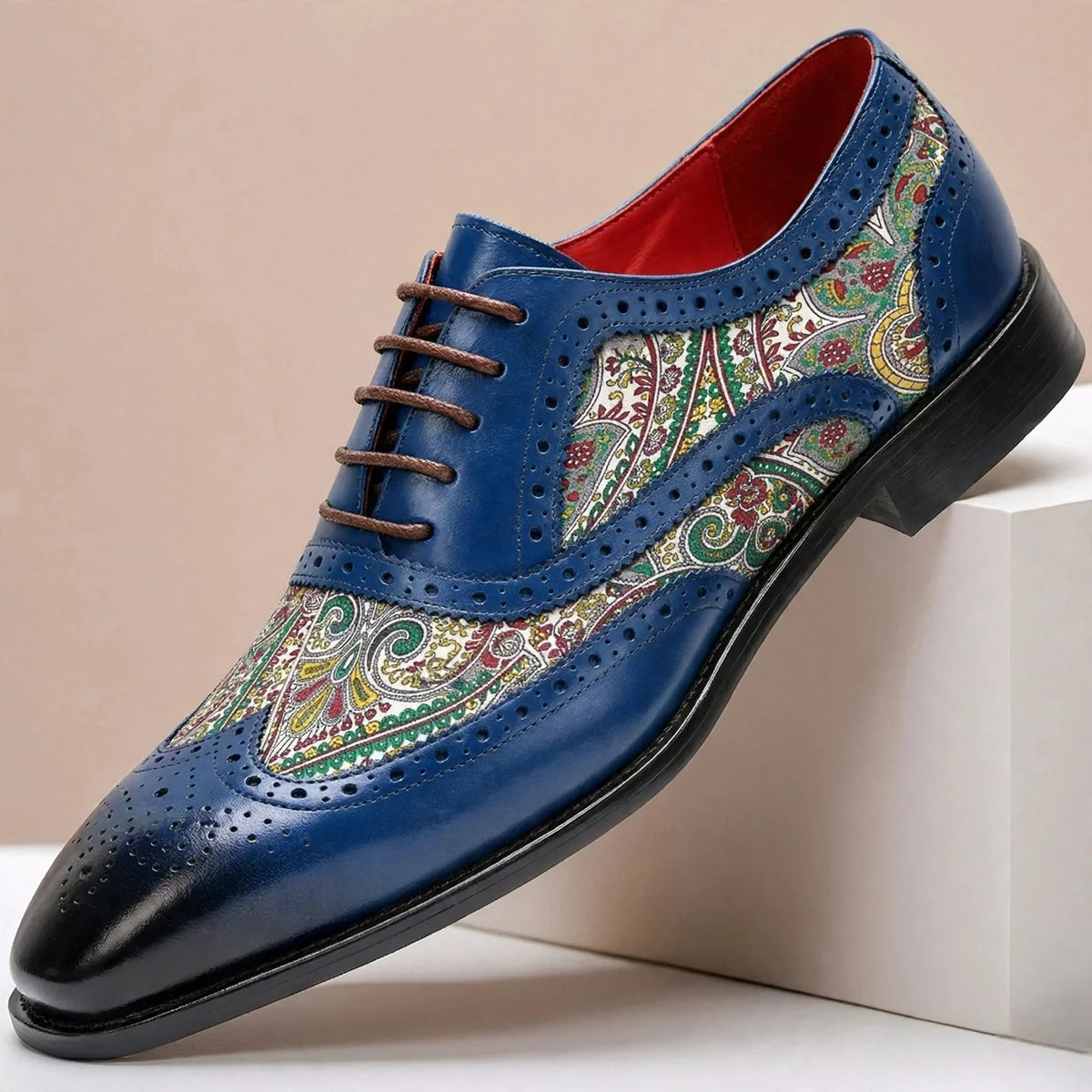 Men's Patterned Wingtip Oxford Shoes – product view 3