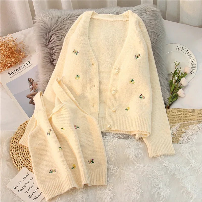 Sweet Flower Embroidery Cardigans and Tank Top Sets 2
