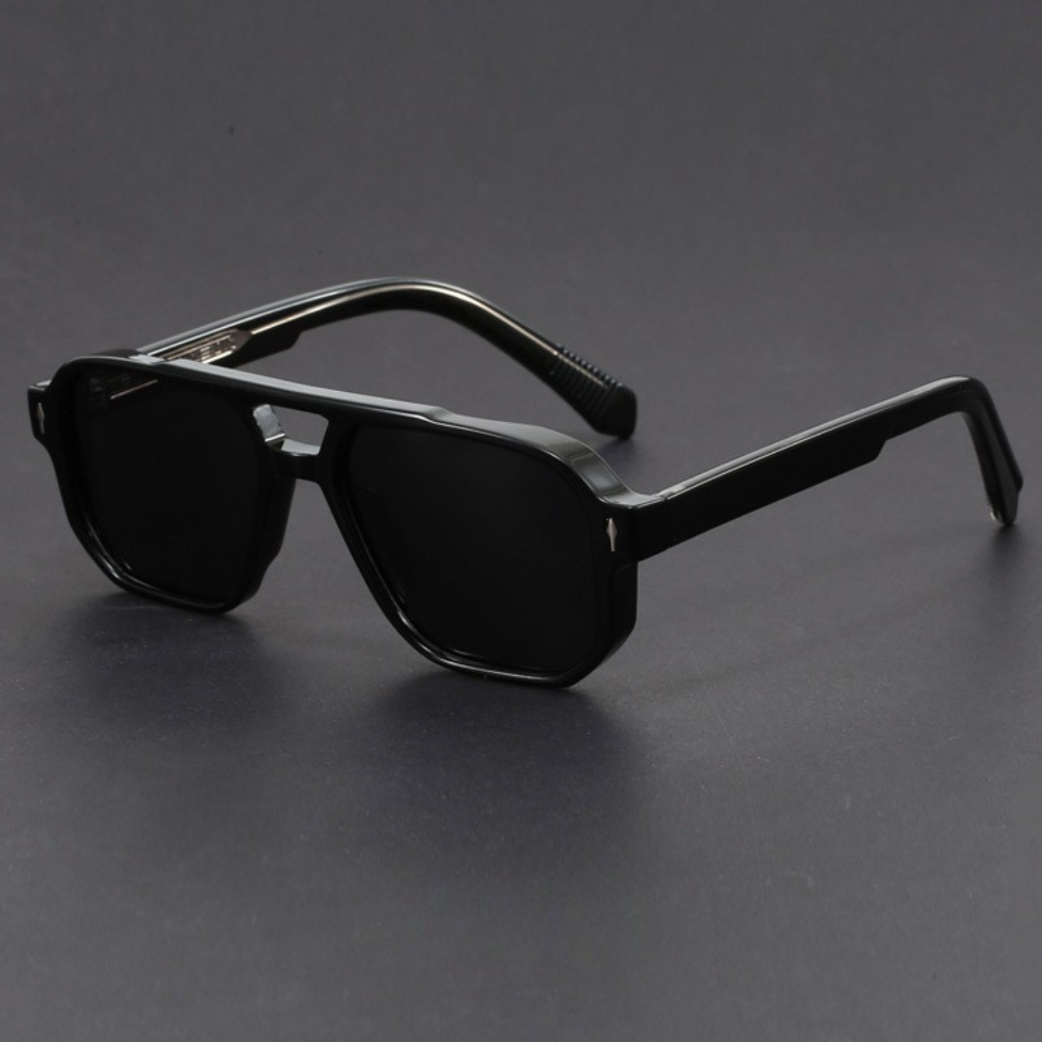 Women's Classic Aviator Sunglasses – front view | Hensley London