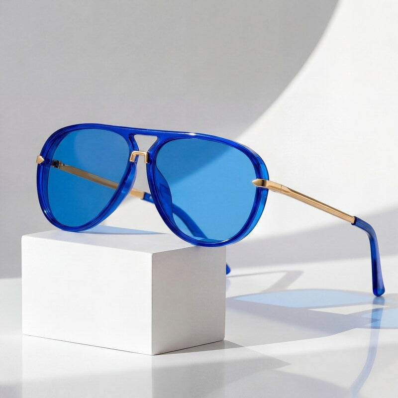 Women's Classic Pilot Aviator Sunglasses – lens detail | Hensley London