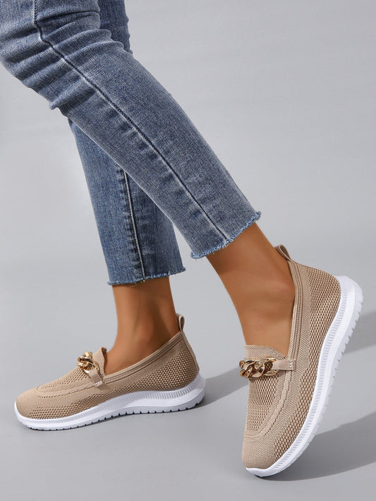 White Chunky Sneakers for Women with Breathable Mesh and Chain Design – Stylish Casual Footwear 1