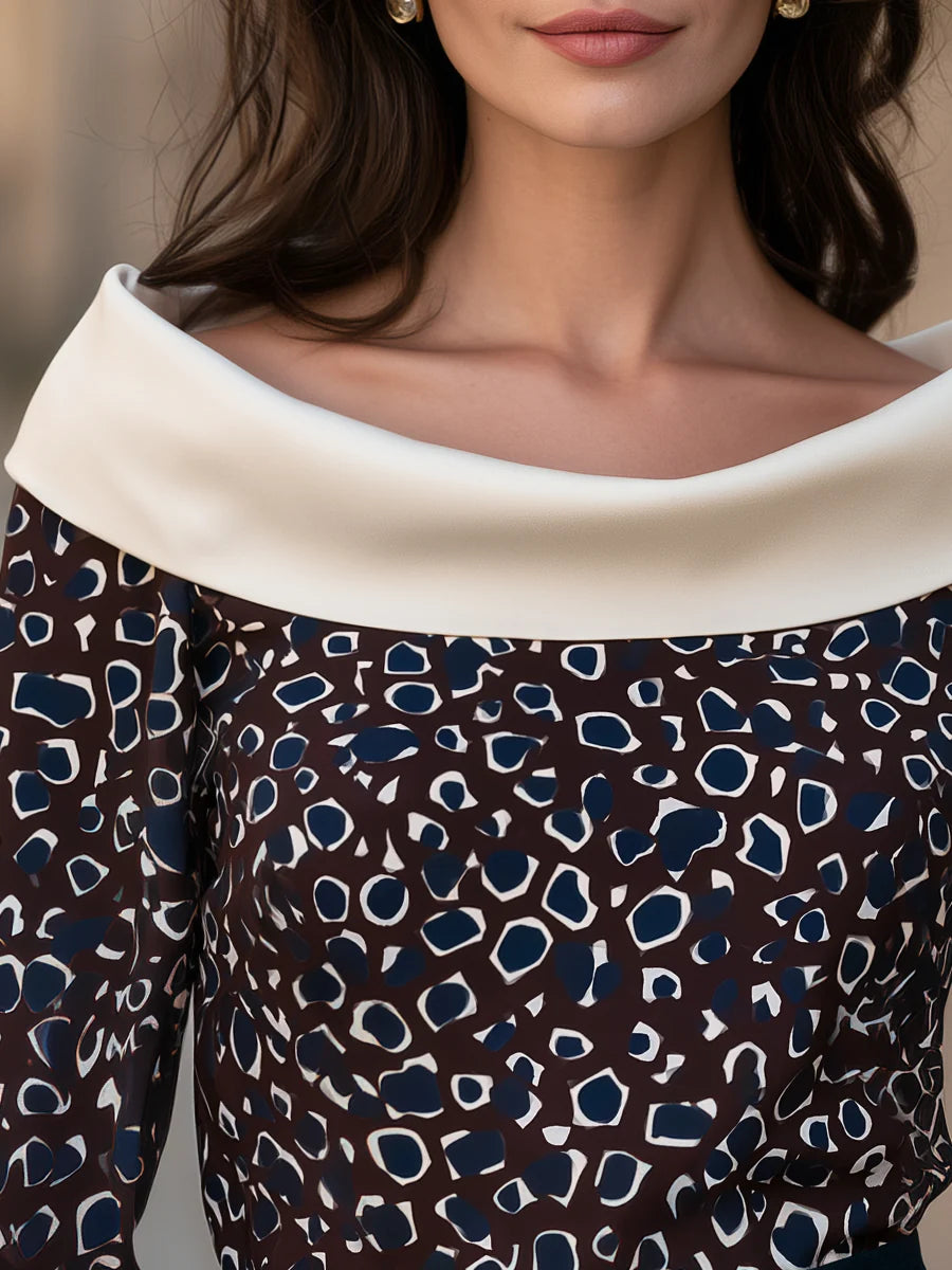 Women's Contrast Fold-Collar Printed Blouse in Chocolate – Product view | Hensley London