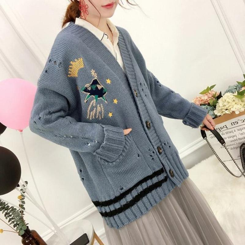 Winter V-Neck Knit Sweater with Crown and UFO Embroidery 7