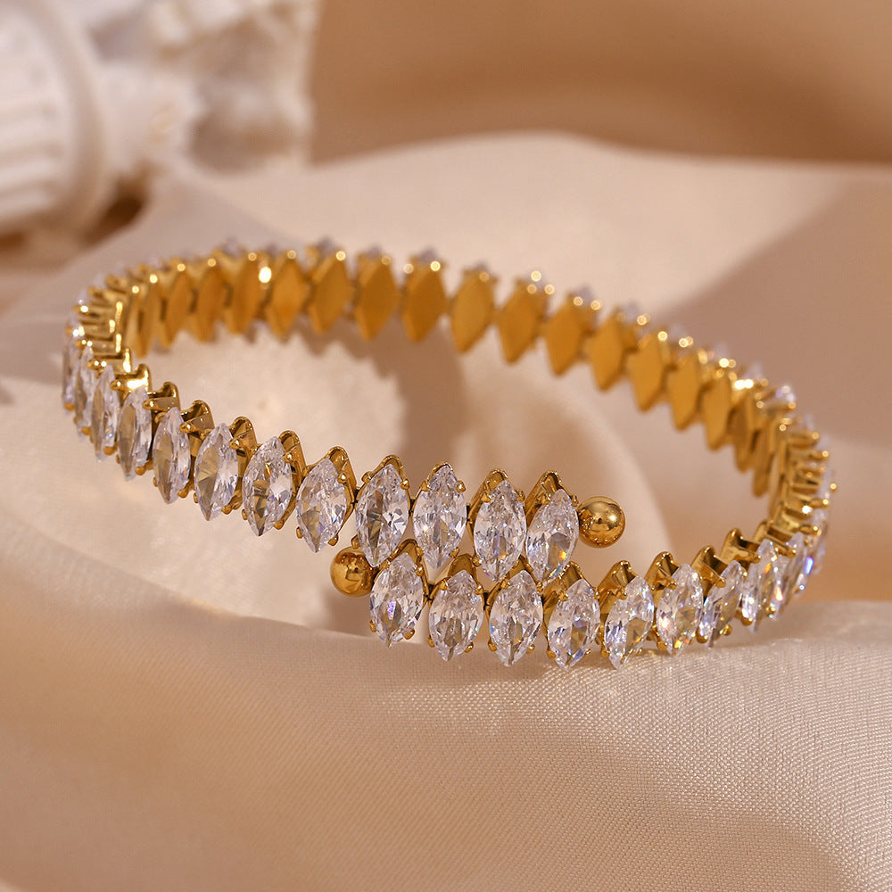 Women's Diamond Bracelet Gold Stainless Steel Elegant Design 3