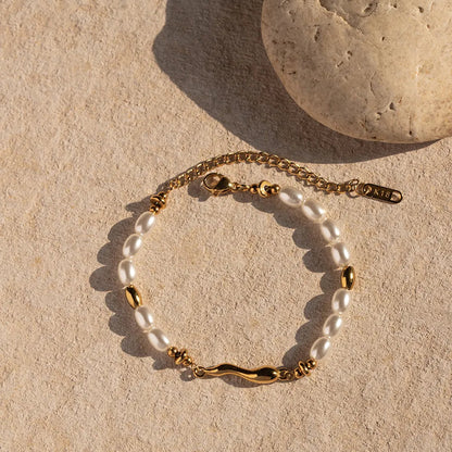 Women's Freshwater Pearl Bracelet Gold Stainless Steel 2