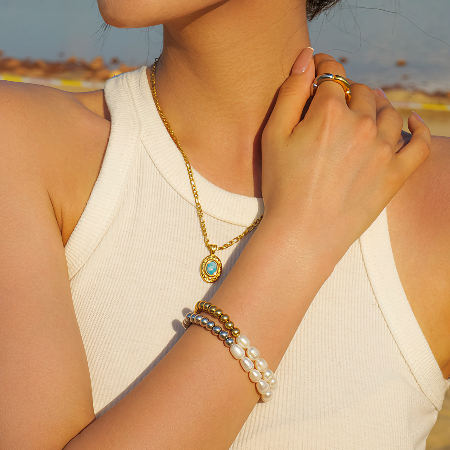 Women's Freshwater Pearl Bracelet Gold Stainless Steel 3