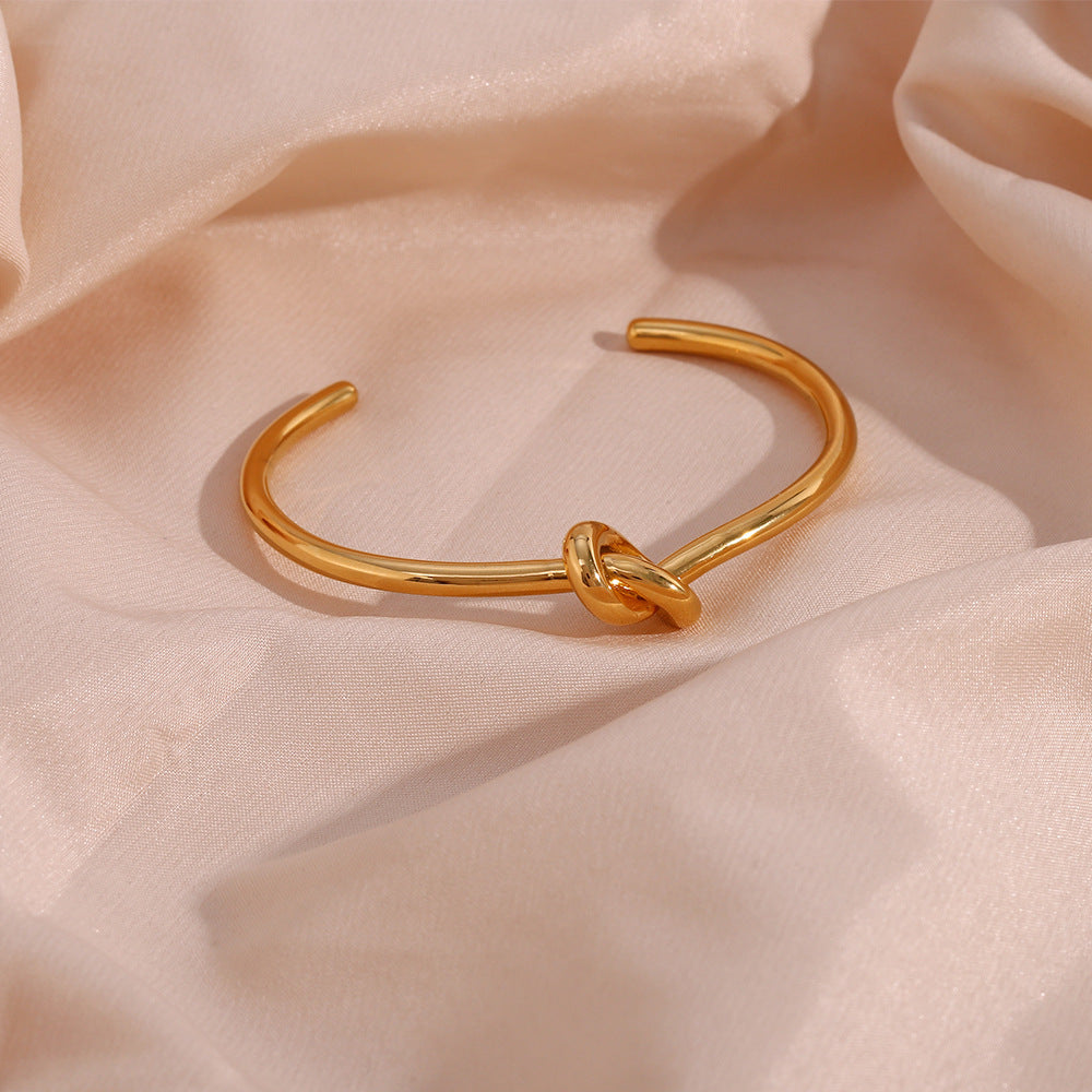 Women's Gold Bangle Bracelet 18k Stainless Steel Elegant Accessory 3