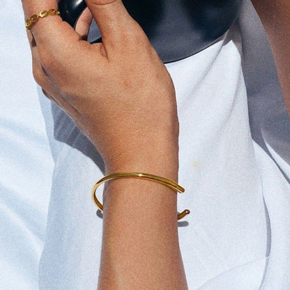 Women's Gold Bangle Bracelet Stainless Steel Minimalistic Design 4