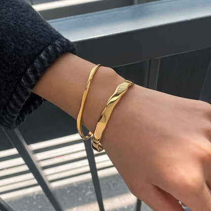 Women's Gold Bangle Cuff Stainless Steel 18k Gold 1