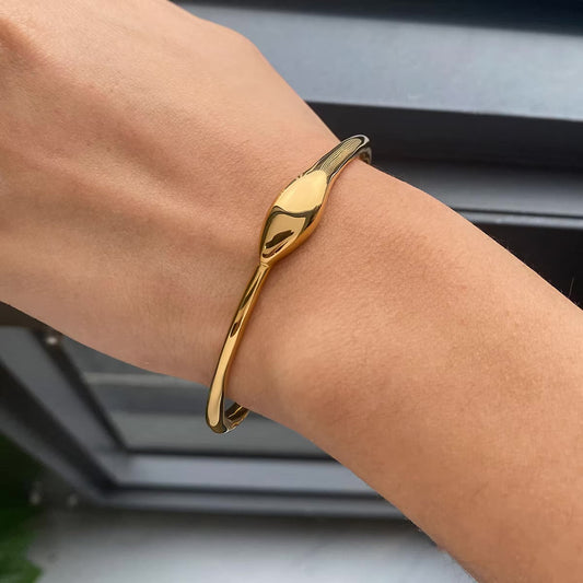 Women's Gold Bangle Minimalist Stainless Steel 18k 1