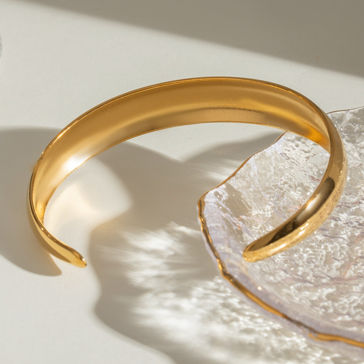 Women's Gold Bangle Stainless Steel-Plated 18k Gold 3