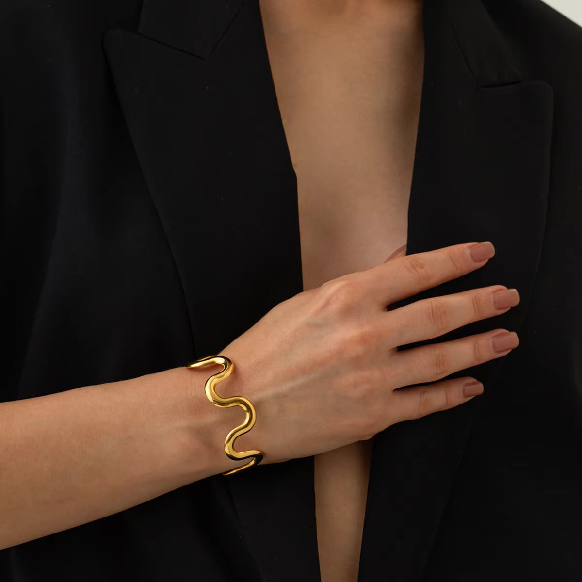 Women's Gold Bangle Twisted Stainless Steel 18k 4