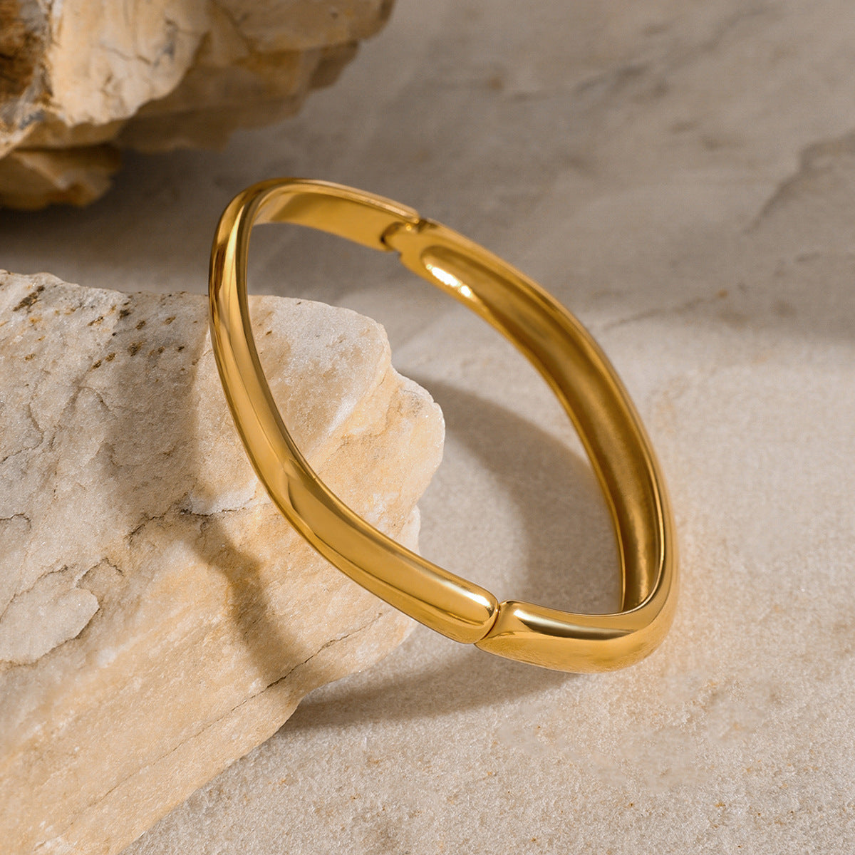 Women's Gold Bracelet Stainless Steel Hypoallergenic Modern Design 4