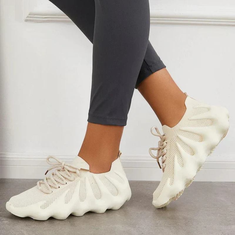 Women's Lightweight Breathable Sneakers with Cushioned Sole and Lace-Up Design 3