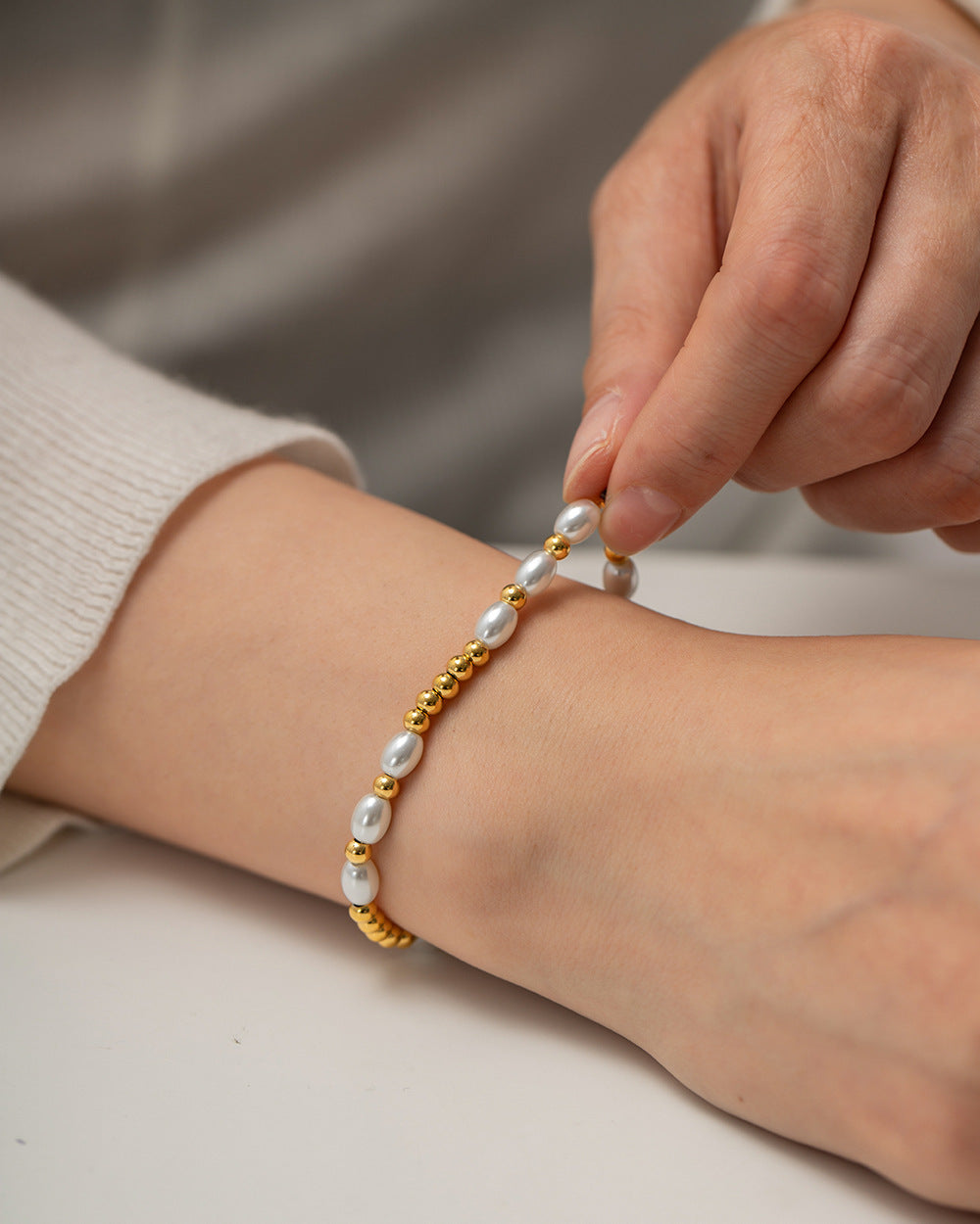 Women's Pearl Bracelet White Gold Stainless Steel 2