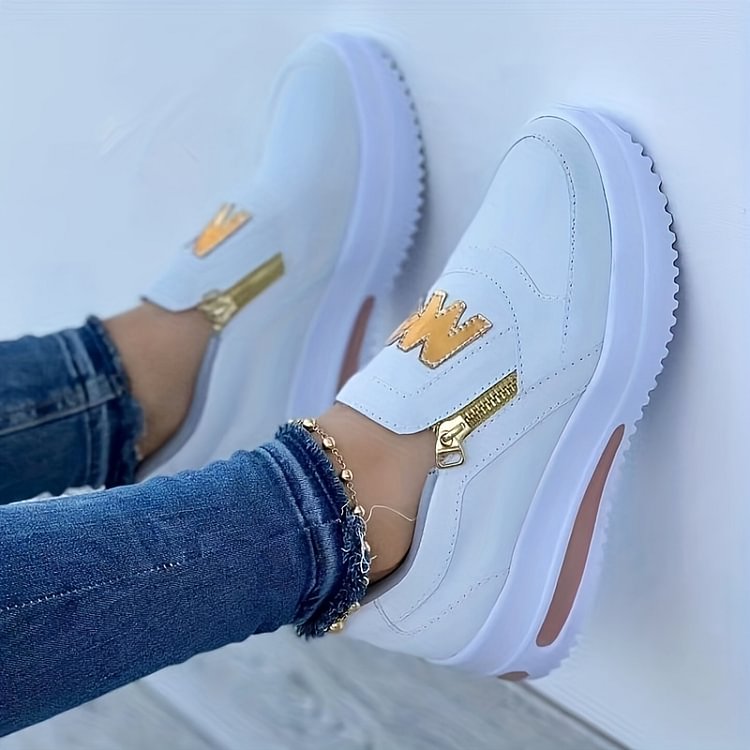 Women's Slip-On Sneakers – Trendy Canvas Shoes with Comfortable Fit for Casual Outings 6