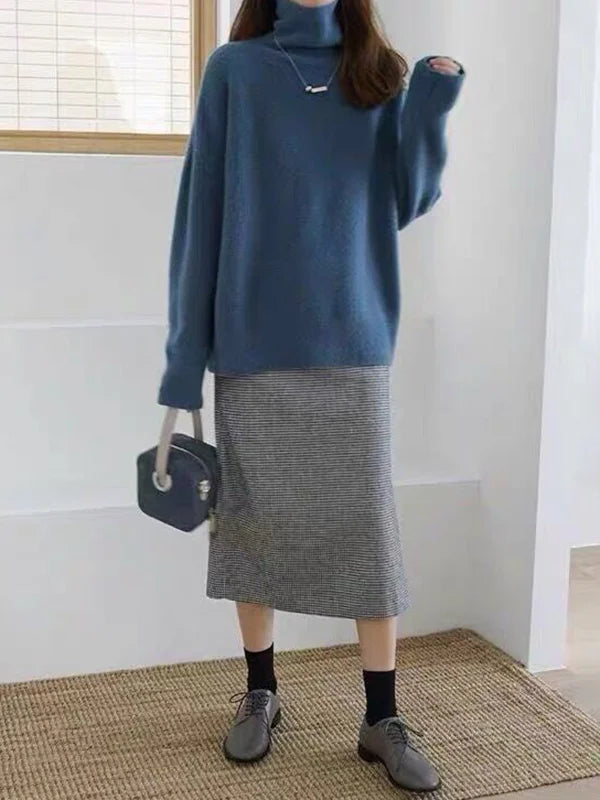 Women’s Relaxed Fit Turtleneck Sweater - Wool Blend with Ribbed Cuffs 3